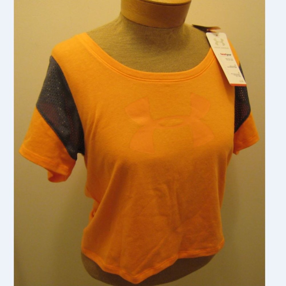 NEW Under Armour Womens  Shirt  XS Loose Fit